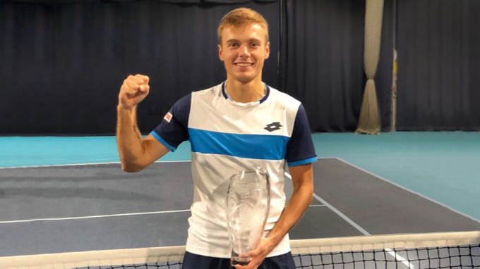 Podwójny triumf Kacpra Żuka w Wielkiej Brytanii